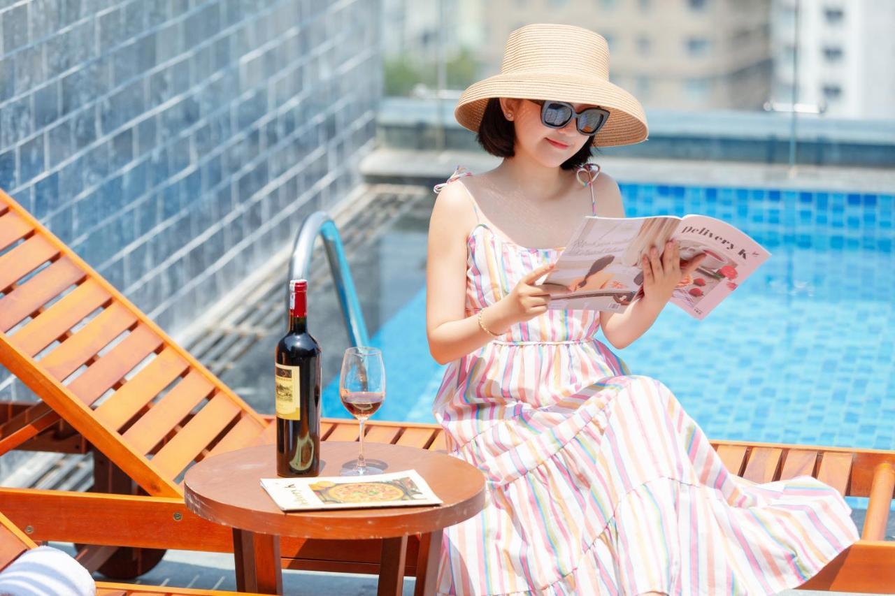 Delicate Hotel Дананг Екстериор снимка