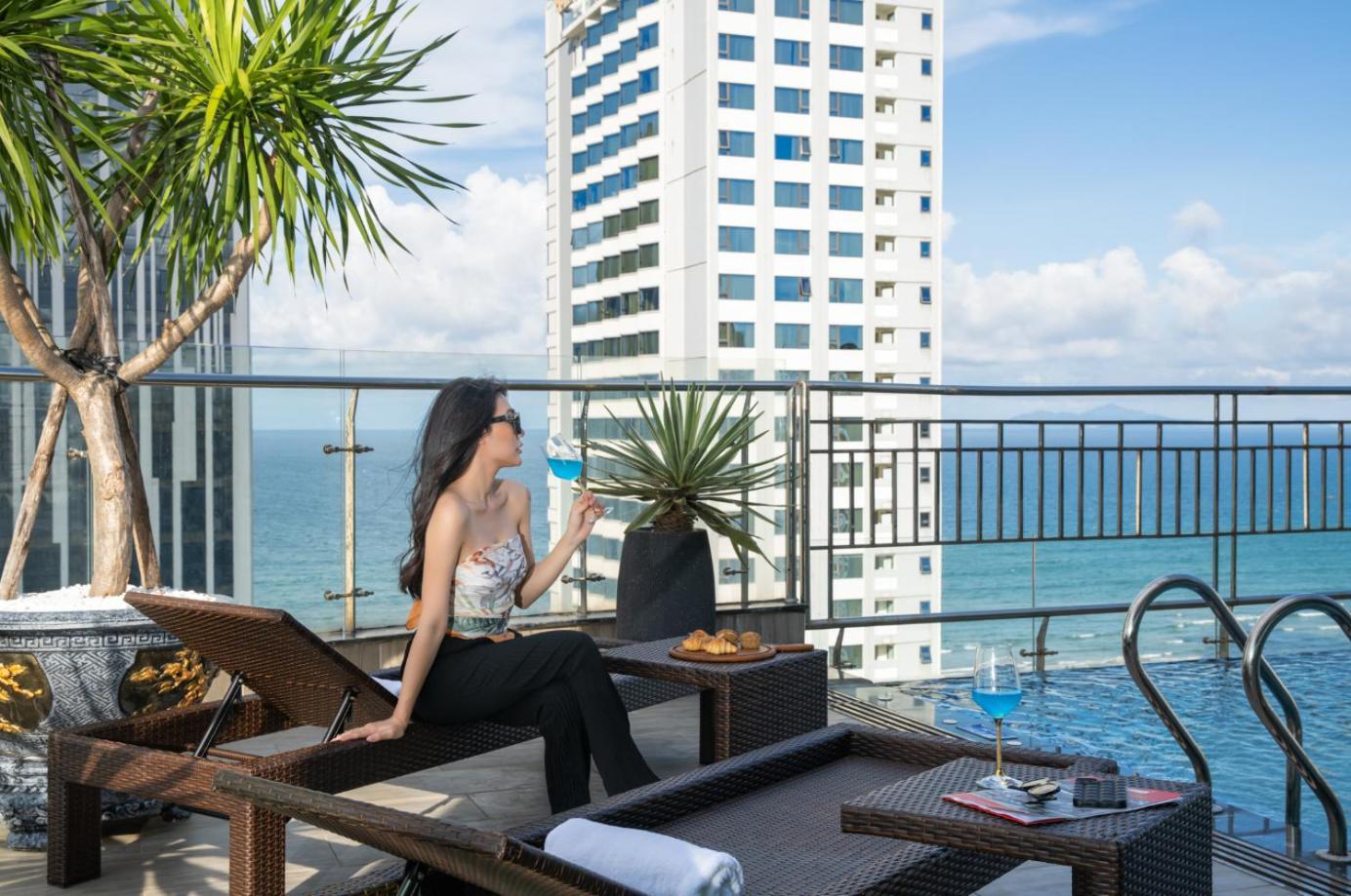 Delicate Hotel Дананг Екстериор снимка